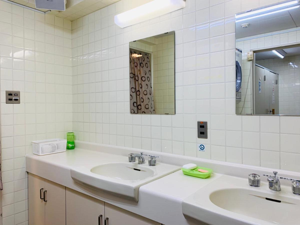 Guesthouse Shiawase Eki Fukuoka  Dış mekan fotoğraf