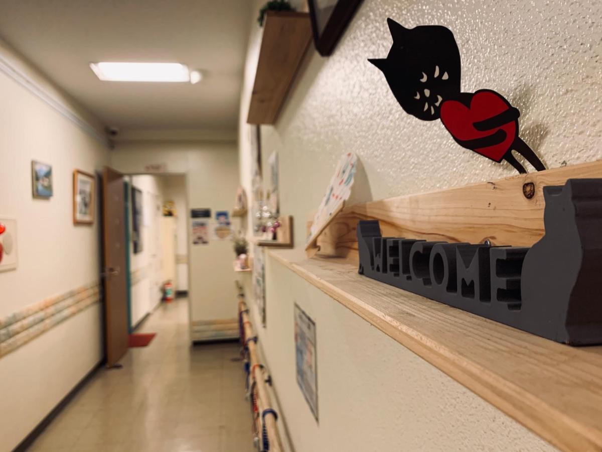 Guesthouse Shiawase Eki Fukuoka  Dış mekan fotoğraf