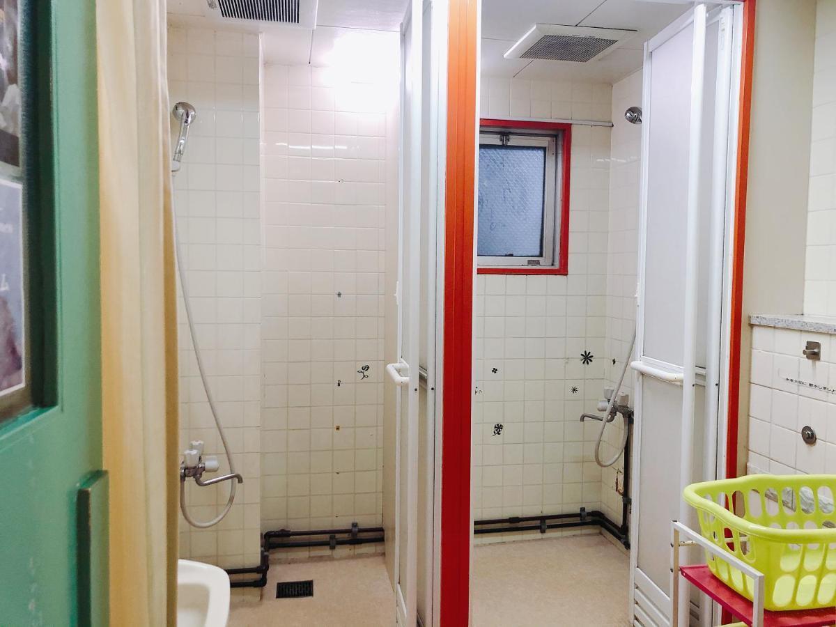 Guesthouse Shiawase Eki Fukuoka  Dış mekan fotoğraf