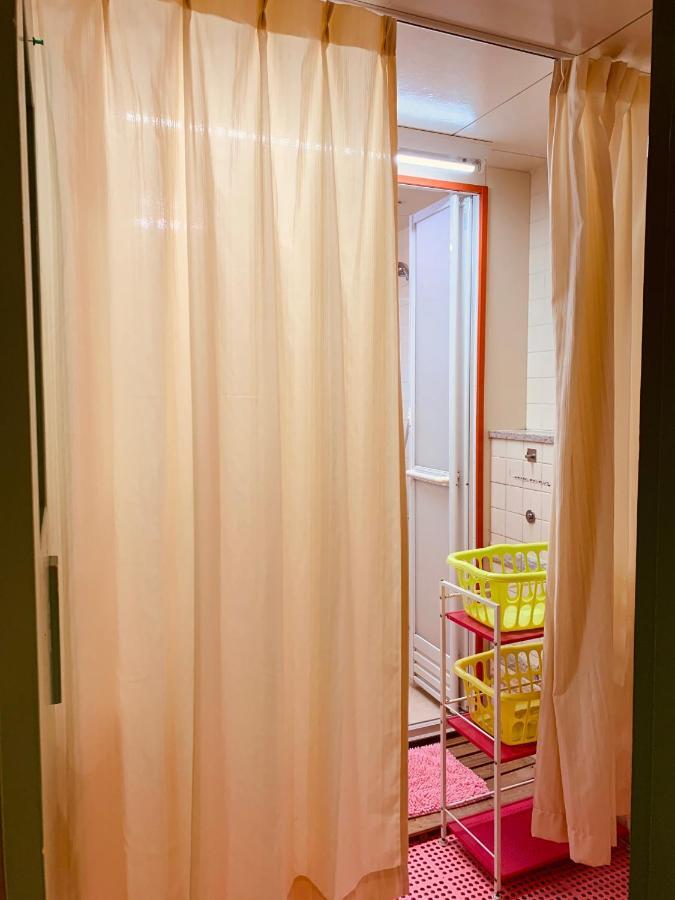Guesthouse Shiawase Eki Fukuoka  Dış mekan fotoğraf
