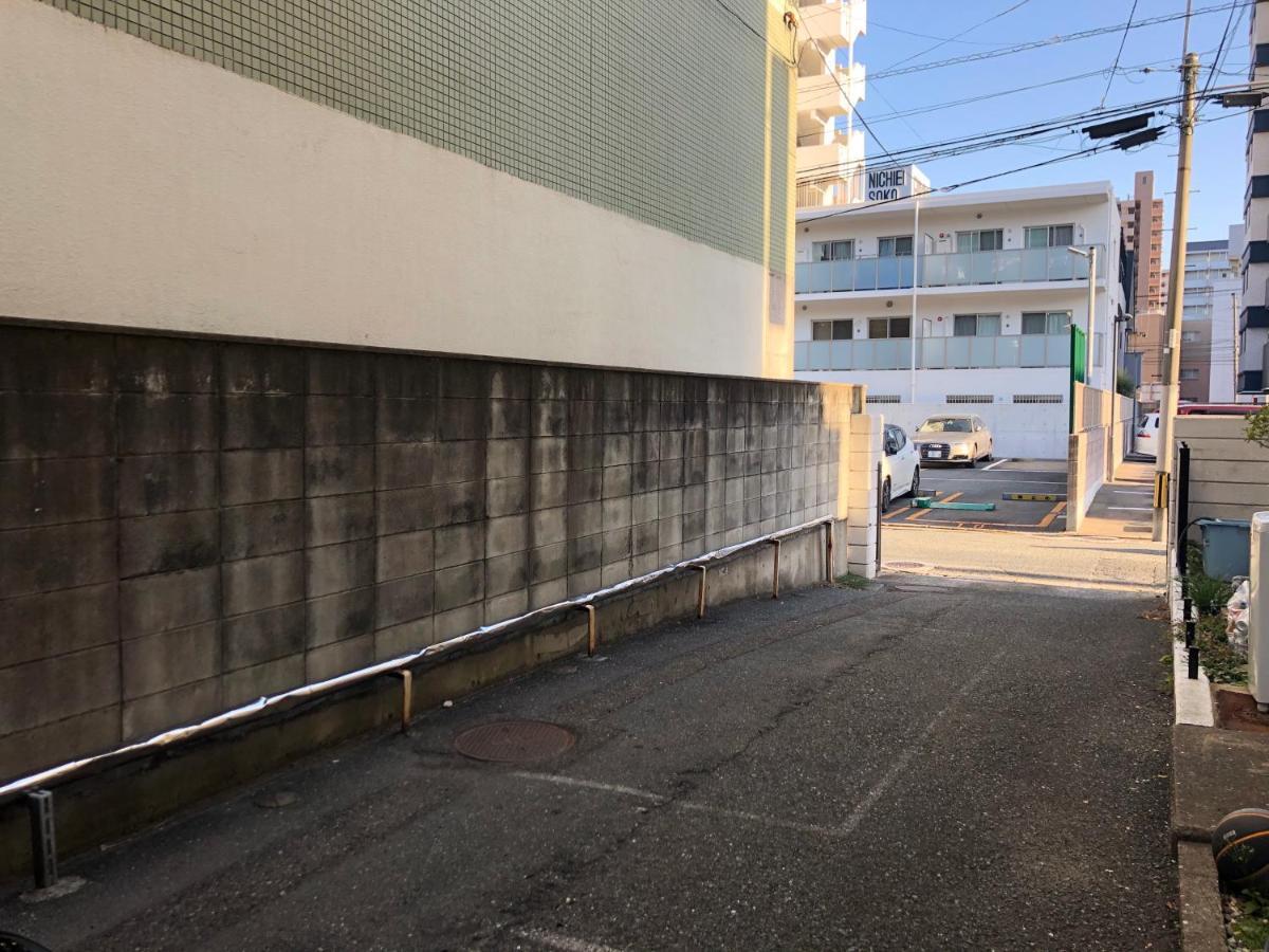 Guesthouse Shiawase Eki Fukuoka  Dış mekan fotoğraf